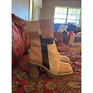 Steve Madden Women's Fantsie Fashion Boot  Size 7.5
